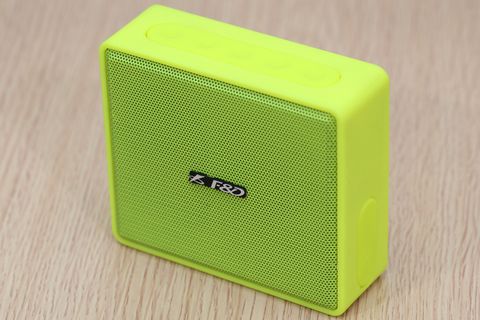 Loa Bluetooth Fenda W5 Cam/ Vàng Chanh