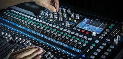 Mixer là gì? Phân loại và vai trò của mixer trong hệ thống âm thanh