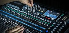  Mixer là gì? Phân loại và vai trò của mixer trong hệ thống âm thanh 