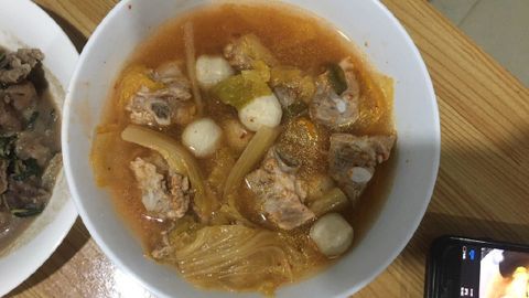 Cách nấu canh kim chi sườn heo Hàn Quốc đơn giản ngay tại nhà