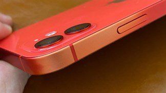 Thực hư việc viền iPhone 11, iPhone 12 và iPhone SE 2020 bị người dùng phản ánh là dễ phai màu, nguyên nhân do đâu?
