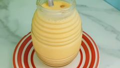 2 cách làm sinh tố hạt sen bí đỏ và hạt sen trà xanh béo mịn thơm ngon 