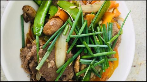 Cách làm thịt bò xào nấm mỡ thơm ngon dinh dưỡng cho cả nhà