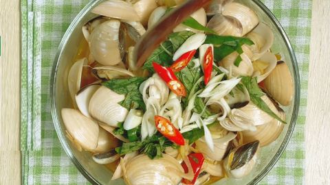 Cách làm nghêu hấp Thái chua cay, thơm ngon khó cưỡng, cực dễ làm tại nhà