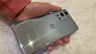 Người dùng yên tâm đi, OnePlus 9 sắp ra mắt vừa được xác nhận sẽ có bộ sạc đi kèm bên trong hộp đựng