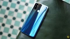  Chưa tới 5 triệu, bạn đã có thể mua ngay smartphone với viên pin 5.000mAh 'cực trâu' dùng đến 2 ngày, lại có cả sạc nhanh siêu tốc 
