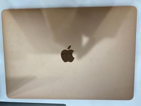 Apple Macbook Air i5 dual-core 1.6GHz/8GB/128GB/13.3”/