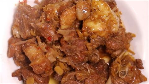 2 cách làm vịt kho sả thơm lừng hấp dẫn ngon miệng cho bữa cơm
