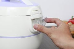  Nồi cơm nắp gài Pensonic PSR-1003 Tím 