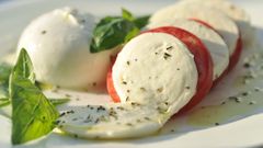  Mozzarella là gì? Tác dụng của phô mai mozzarella, nơi mua các loại phô mai 