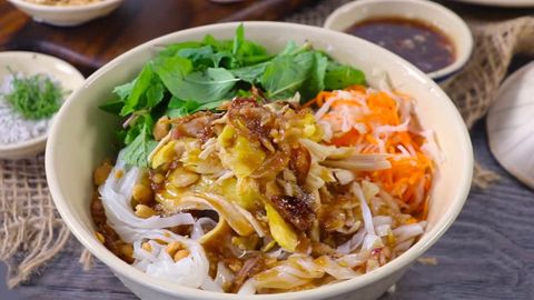 3 cách làm phở gà trộn ngon miệng hấp dẫn nhanh đơn giản tại nhà