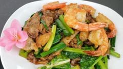  2 cách làm phở áp chảo bằng bánh tráng siêu nhanh dễ làm không cần bánh phở 
