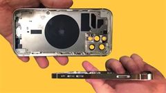  iPhone 12 Pro 6.1 inch ‘bằng xương, bằng thịt’ bất ngờ xuất hiện trên tay người dùng, xác nhận nhiều thông tin quan trọng 