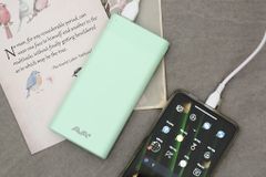 Pin sạc dự phòng Polymer 10000mAh AVA+ JP208 Đen 