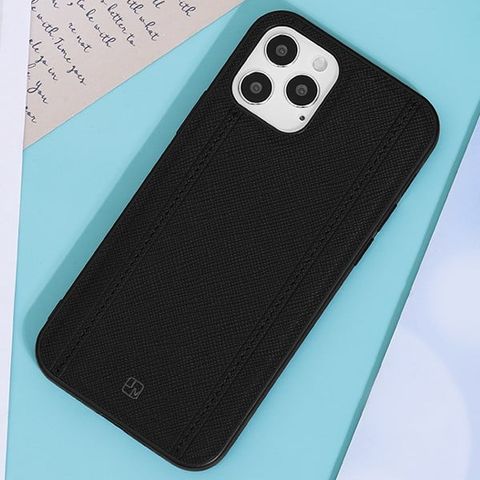 Ốp lưng iPhone 12/ 12 Pro Nhựa dẻo Bistich JM Đen