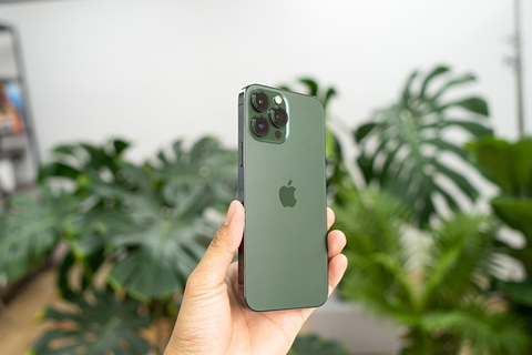 Quá Sock Với Số Tiền Để Sở Hữu Chiếc Iphone Sau 10 Năm Nữa