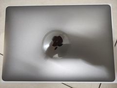  Apple Macbook Air i5 1.1GHz quad-core 10th/8GB/256GB/13.3