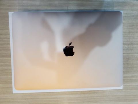 Apple Macbook Air i5 1.1GHz quad-core 10th/8GB/256GB/13.3