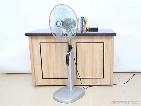 Quạt đứng Asia D16013