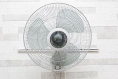  Quạt treo tường Midea FW40-6H 