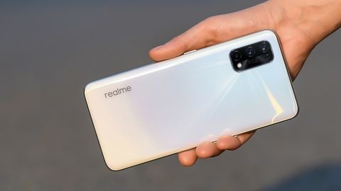Kỳ vọng gì về Realme X9: Thiết kế mỏng bằng 6 thẻ ATM, pin 4.300 mAh cùng với hiệu năng ổn định