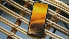  Xuất hiện smartphone 5G mới của Realme có ba camera sau với cảm biến chính 48MP, RAM 8GB, màn hình AMOLED Full HD+ và... 