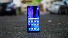  CEO Lu Weibing: Redmi K40 sẽ có phần đục lỗ camera selfie nhỏ nhất thế giới, cùng tỷ lệ màn hình so với thân máy cao... 