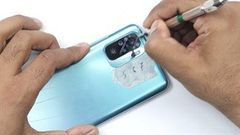  Giá rẻ mà Redmi Note 10 vẫn được đánh giá cao về độ bền, 'sống sót' sau khi ngâm nước, chịu trầy xước tốt... 