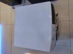  Máy sấy thông hơi Electrolux 8 Kg EDS805KQWA 