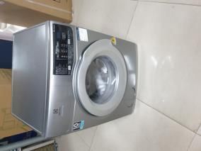Máy sấy thông hơi Electrolux 8 Kg EDV805JQSA