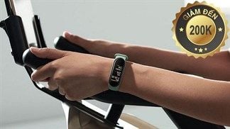 Chào đón tháng mới, Xiaomi Mi Band 4 và Xiaomi Mi Band 5 rục rịch giảm sốc lên đến 200 ngàn, chờ gì nữa mà không tậu ngay dịp này
