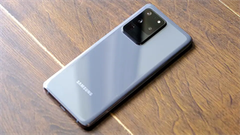  Galaxy S21, Galaxy S21 Ultra lộ thiết kế mặt sau thông qua hình ảnh ốp lưng: Cụm camera hình chiếc lá, có đến 5 ống kính 