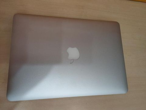 Apple Macbook Air MQD32SA/A i5/8GB/128GB/13.3