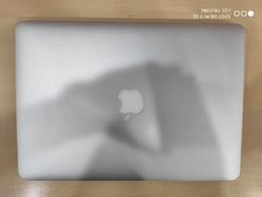  Apple Macbook Air MQD32SA/A i5/8GB/128GB/13.3