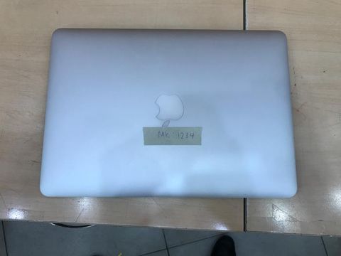 Apple Macbook Air MQD32SA/A i5/8GB/128GB/13.3