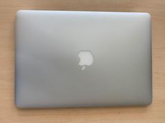  Apple Macbook Air MQD32SA/A i5/8GB/128GB/13.3