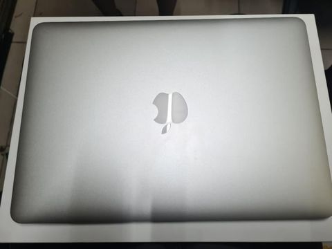 Apple Macbook Air MQD32SA/A i5/8GB/128GB/13.3