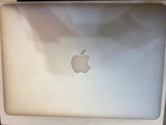  Apple Macbook Air MQD32SA/A i5/8GB/128GB/13.3