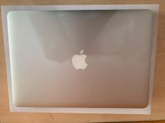  Apple Macbook Air MQD32SA/A i5/8GB/128GB/13.3