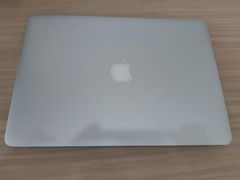  Apple Macbook Air MQD32SA/A i5/8GB/128GB/13.3