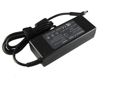 Sạc Adapter Dell Latitude 5590 Jyjxp