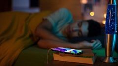  Có thể bạn chưa biết: Tại sao chúng ta không nên cắm sạc điện thoại qua đêm và bí quyết để tăng tuổi thọ pin? 