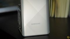  Samsung Galaxy A52 tiếp tục rò rỉ giá bán chi tiết, có thể thấy giá niêm yết ở Việt Nam rẻ hơn nhiều so với trời Âu 