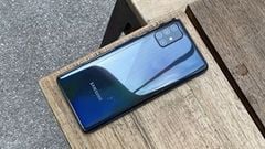  Samsung Galaxy A72 4G vừa được xác nhận sẽ có pin dung lượng tới 5.000mAh và hỗ trợ sạc nhanh 25W 
