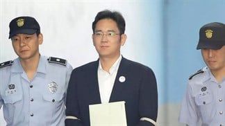 Cú sốc cho gã khổng lồ công nghệ Hàn Quốc: ‘Thái tử’ nhà Samsung Lee Jae-yong bị kết án 2.5 năm tù vì tội hối lộ