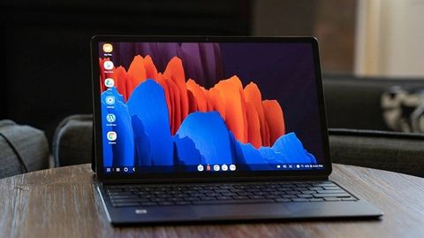 Màn hình của máy tính bảng cao cấp Galaxy Tab S7+ có thể đạt tốc độ làm tươi 120Hz ở độ phân giải tối đa