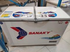 Tủ đông Sanaky 305 lít VH-4099A1 