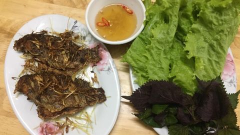 Cách làm cá rô phi chiên sả ớt thơm lừng, giòn rụm cực hao cơm