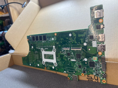  Main Lenovo ThinkPad P14s Gen 1 
