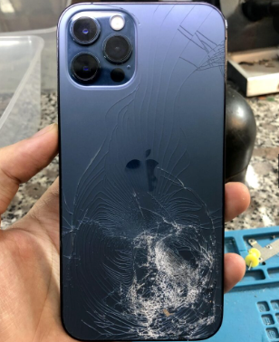 Thay Kính Lưng iPhone 12